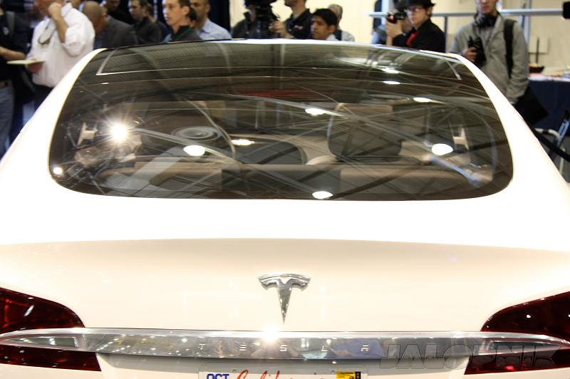 Illustration for article titled Tesla Model S Sedan Concept: $49,900 Seven-Seater Electric To Hit Streets In 2011